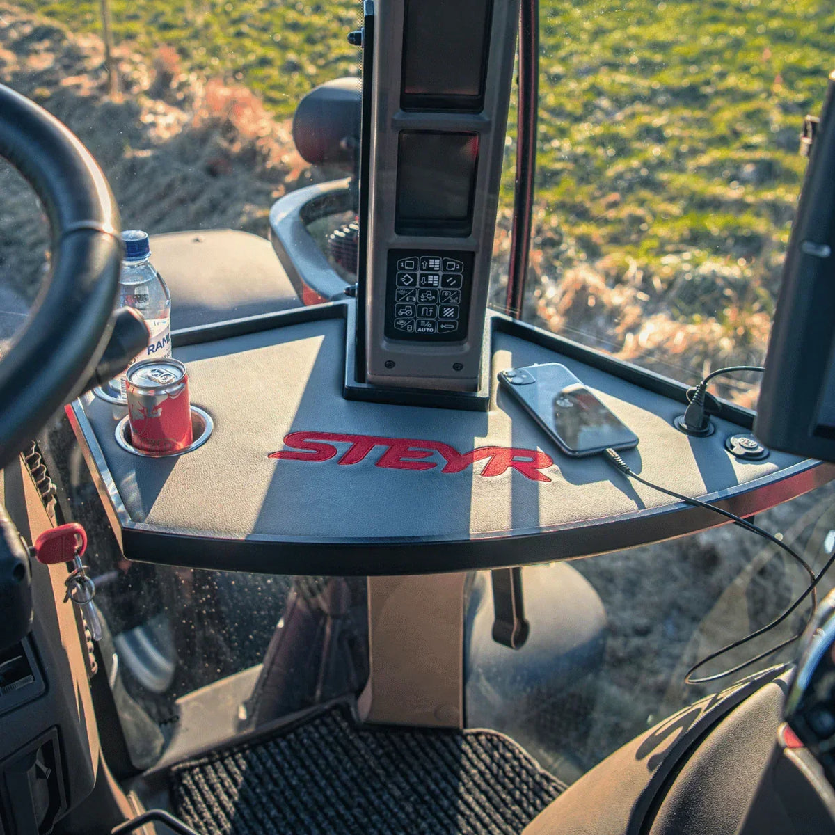 CabTable™ voor Steyr 6200-serie